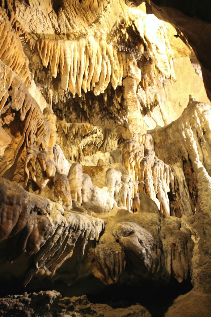 ruby falls cavern